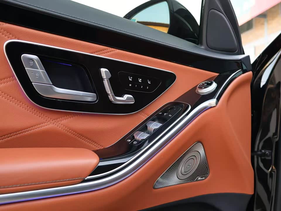 Mercedes-Benz Maybach S-class