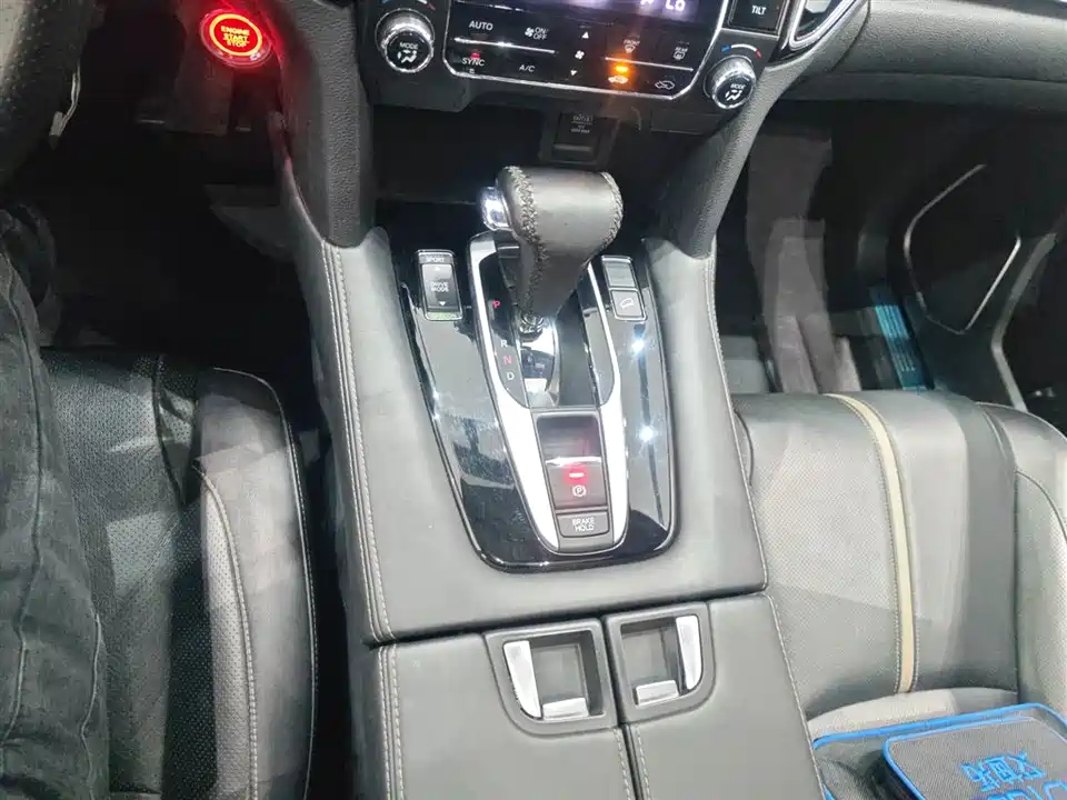 Honda UR-V Honda UR-V
