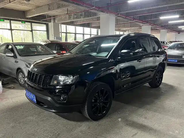 Jeep Compass 2013 — купить из Китая под заказ