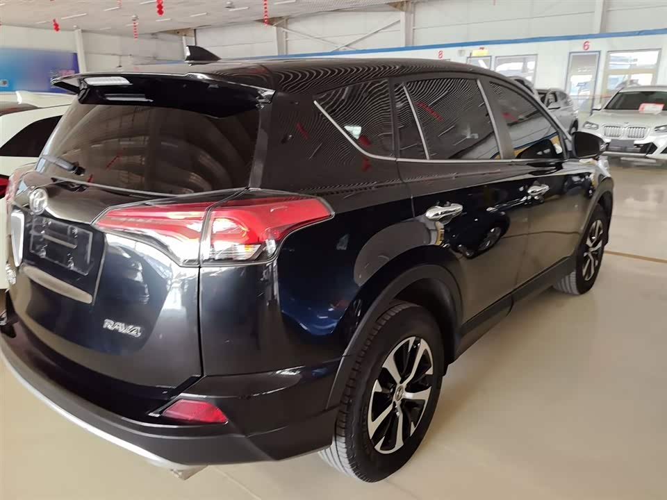 Toyota RAV4 Rongfang