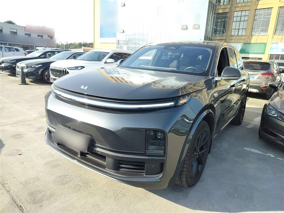 Li Auto Ideal L8