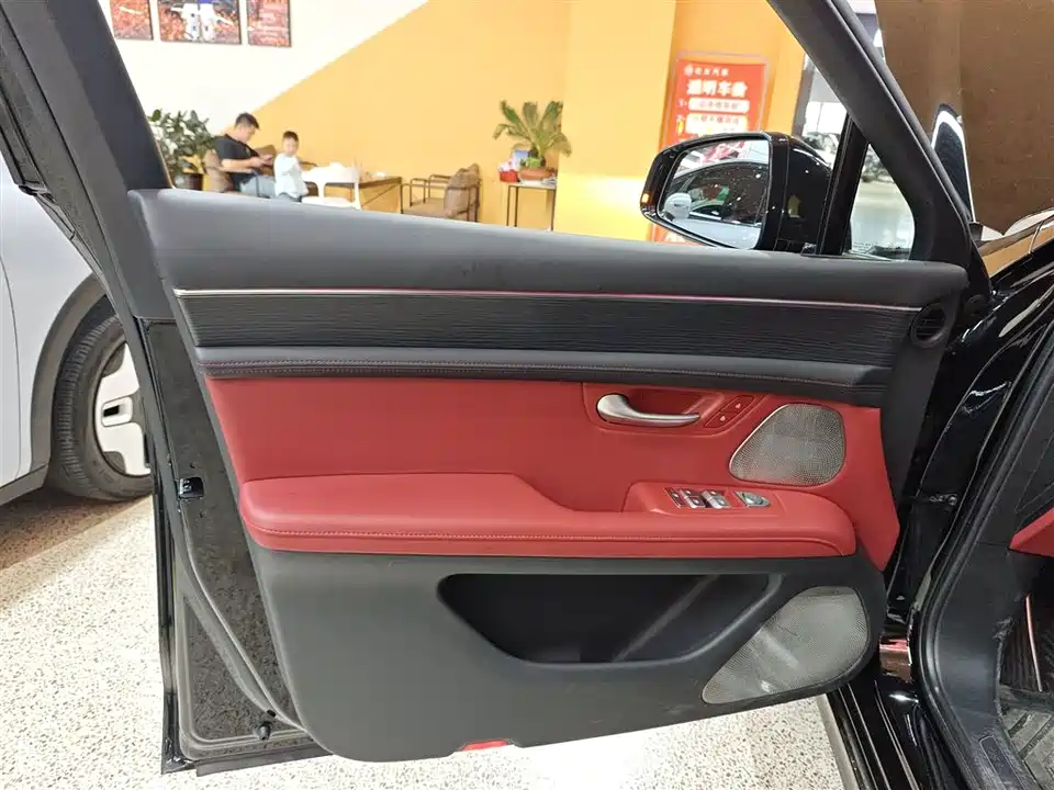 HarmonyOS Ask the world M5