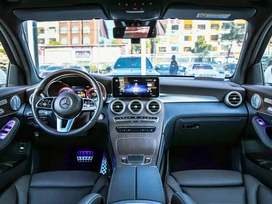 Mercedes-Benz GLC Mercedes-Benz GLC