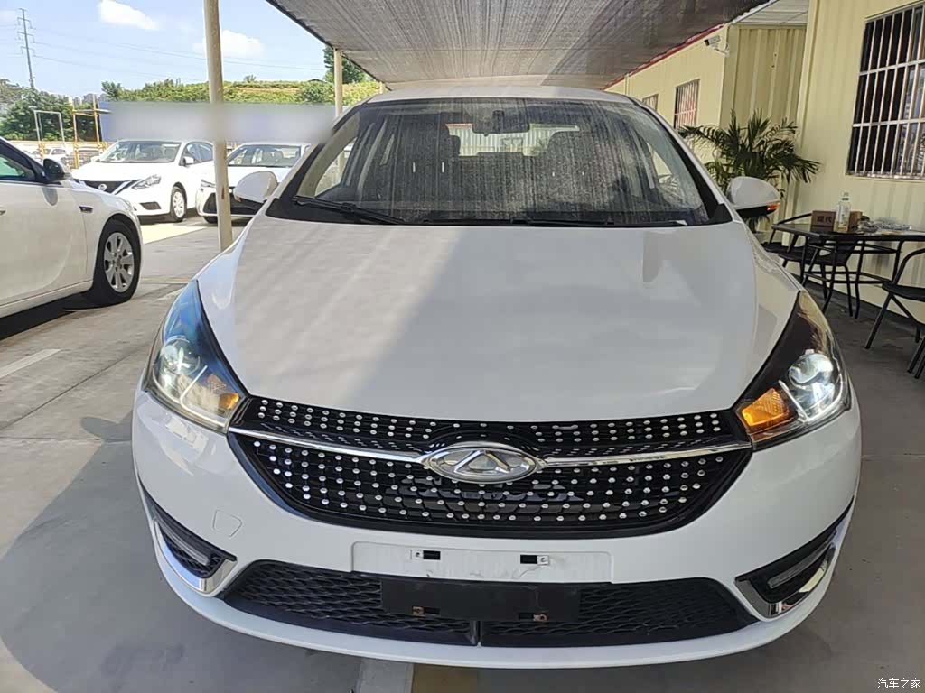 Chery 5, 2023 3