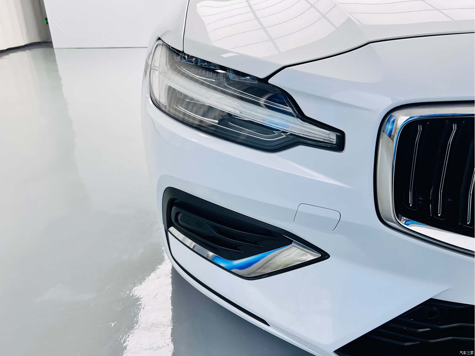 Volvo S60, 2023 9