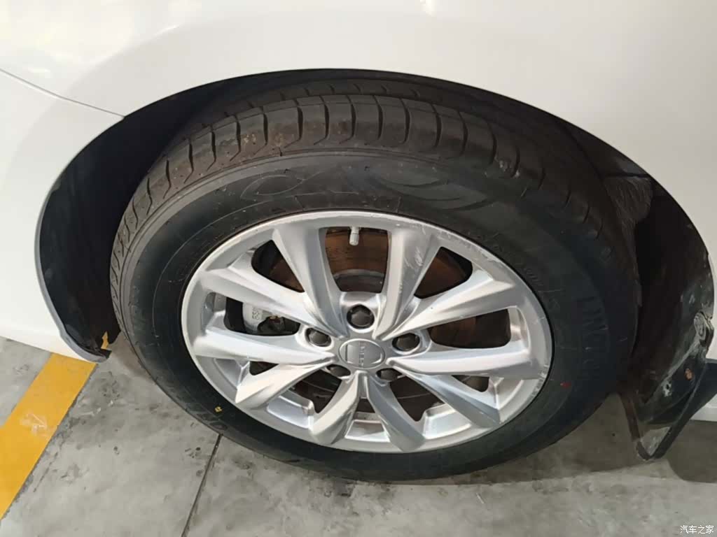 Roewe i5, 2019 23