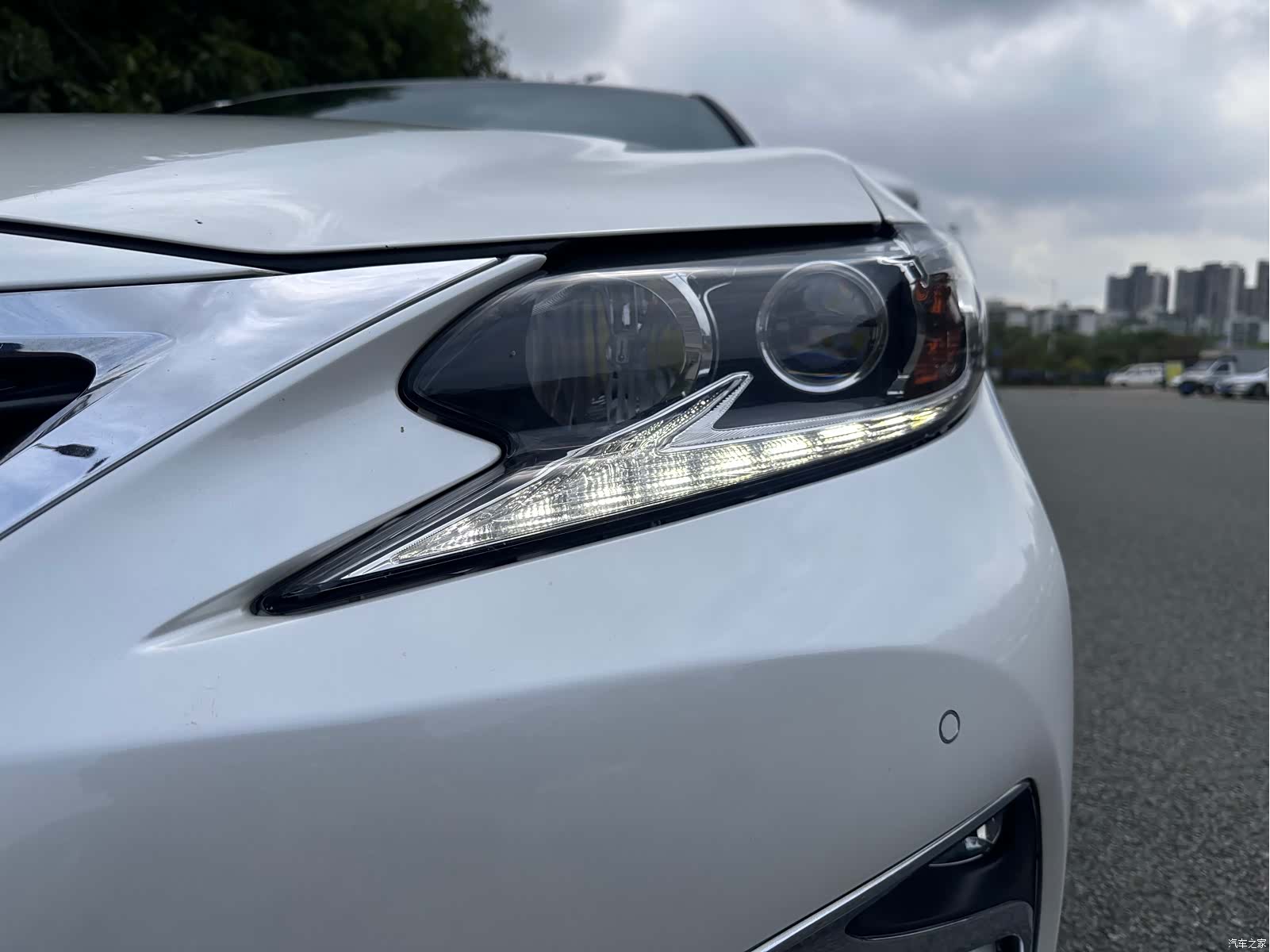 Lexus ES, 2017 4