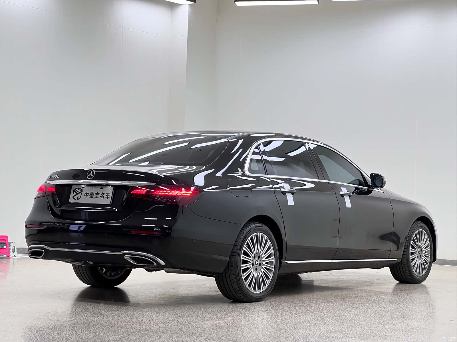Mercedes-Benz E-Class, 2021 6