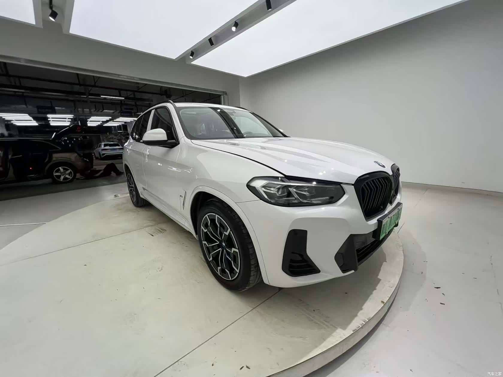 BMW iX3, 2023 28