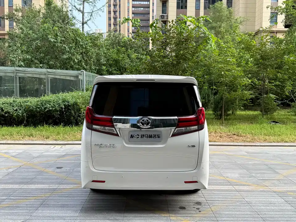 Toyota Elfa Toyota Elfa