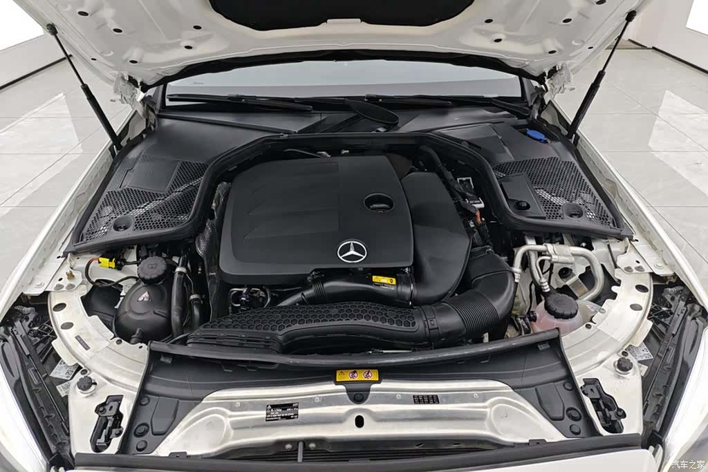 Mercedes-Benz C-Class, 2021 10