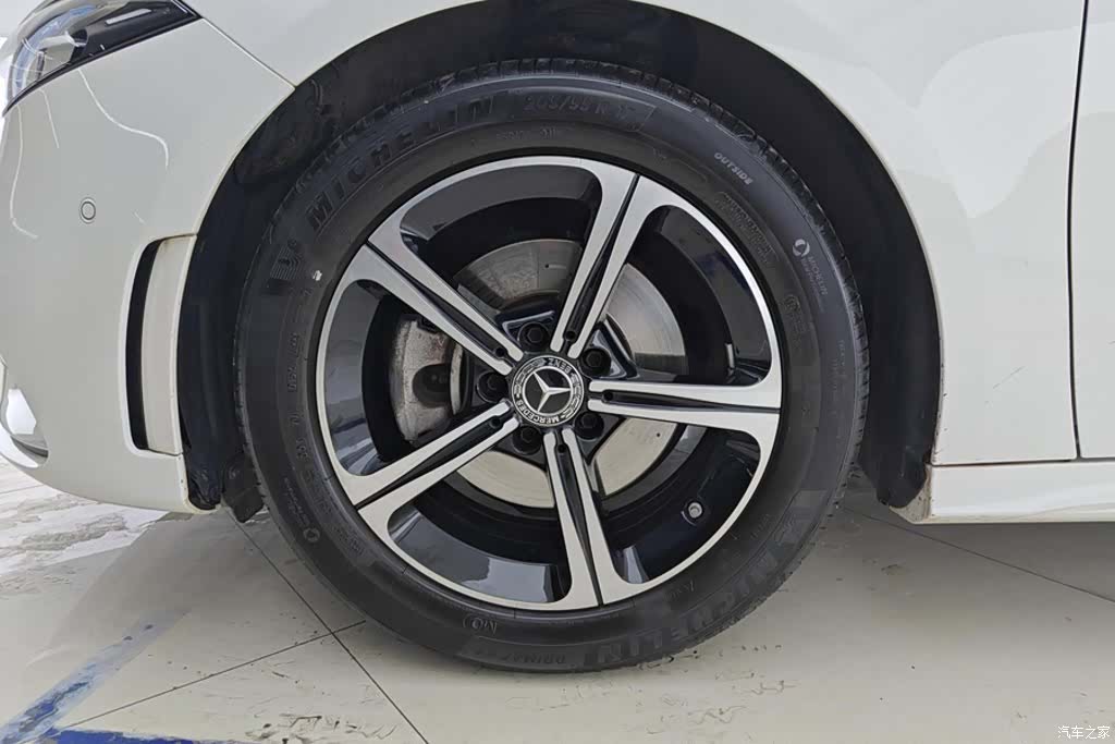 Mercedes-Benz A-Class, 2023 6