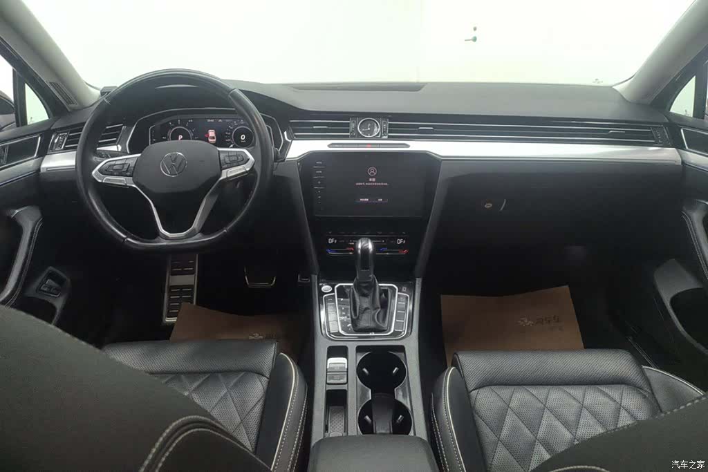 Volkswagen Magotan, 2023 12