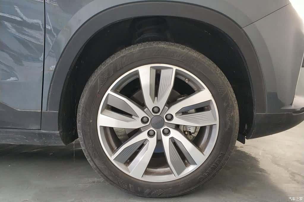 Geely Haoyue, 2022 6