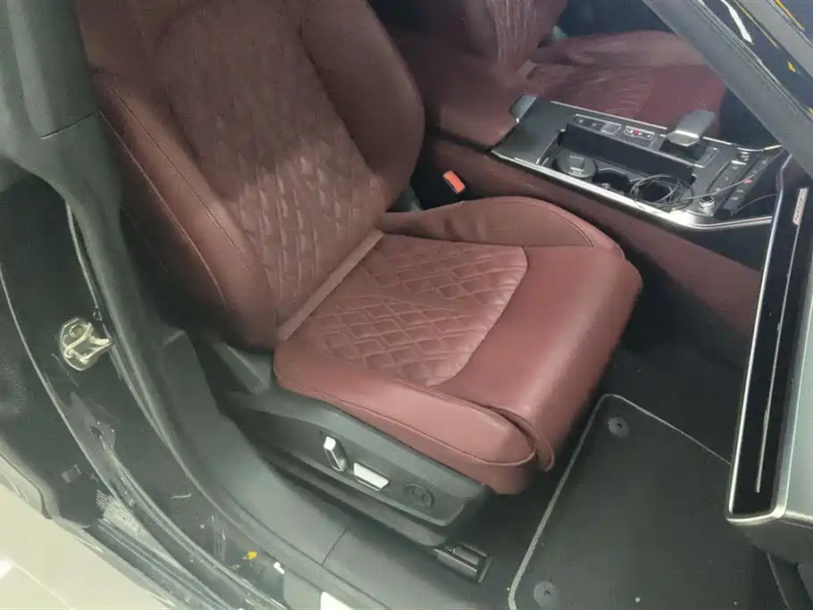 Audi A7L Audi A7L