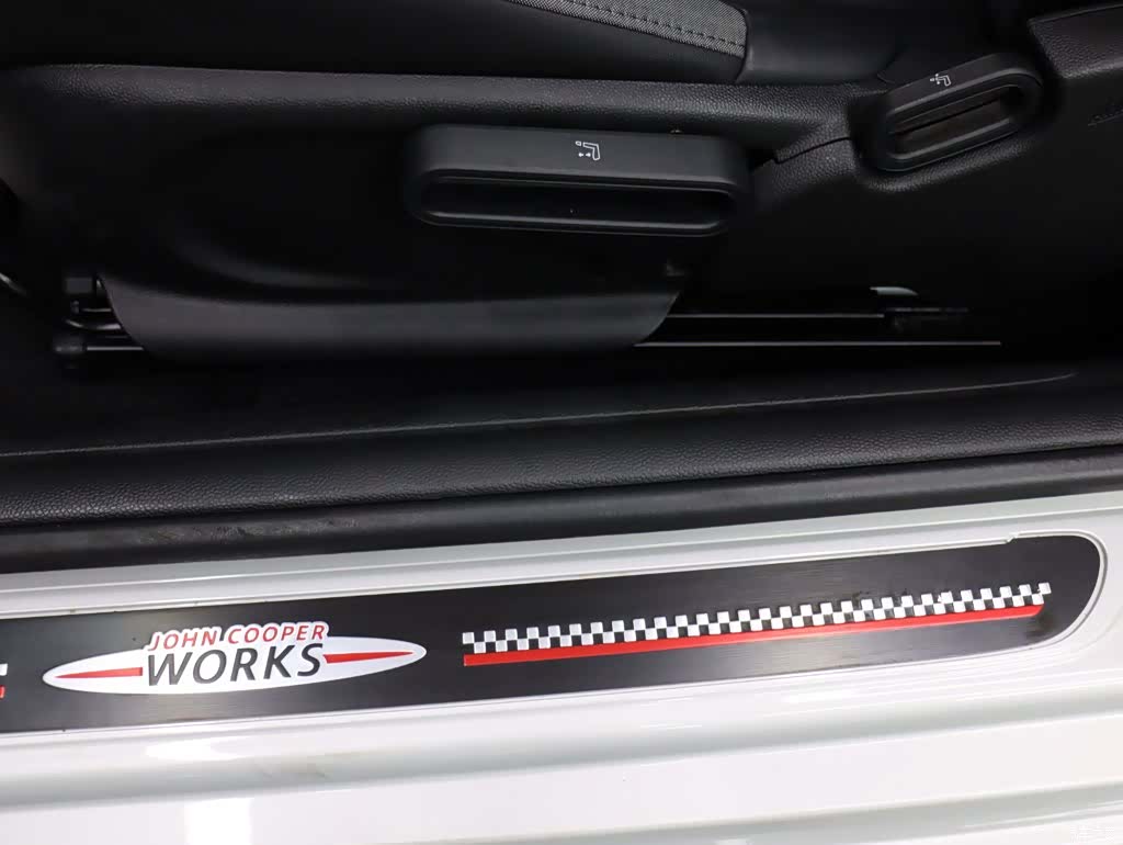 Mini Cooper, 2021 13