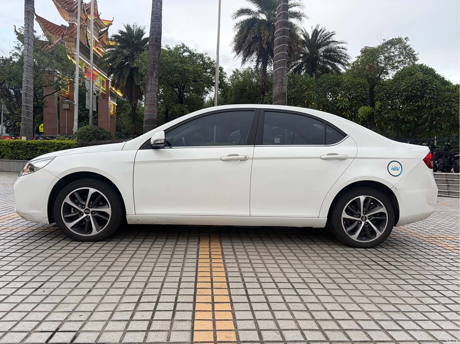 JAC iEVA50, 2019 9