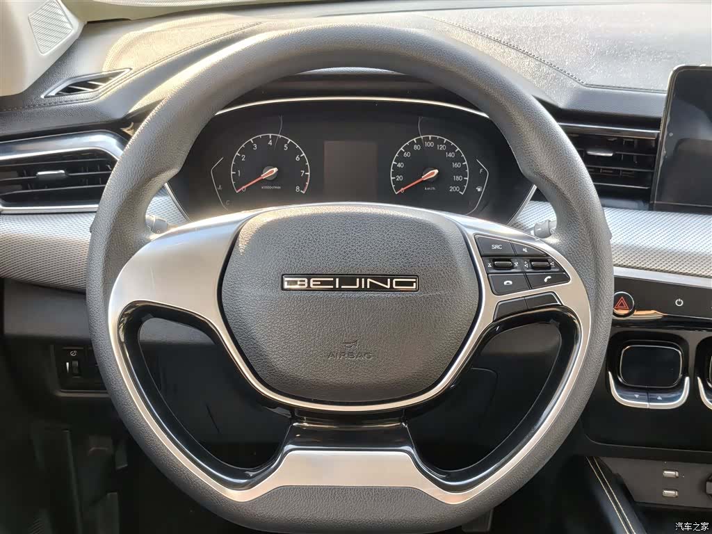BAIC X3, 2020 14