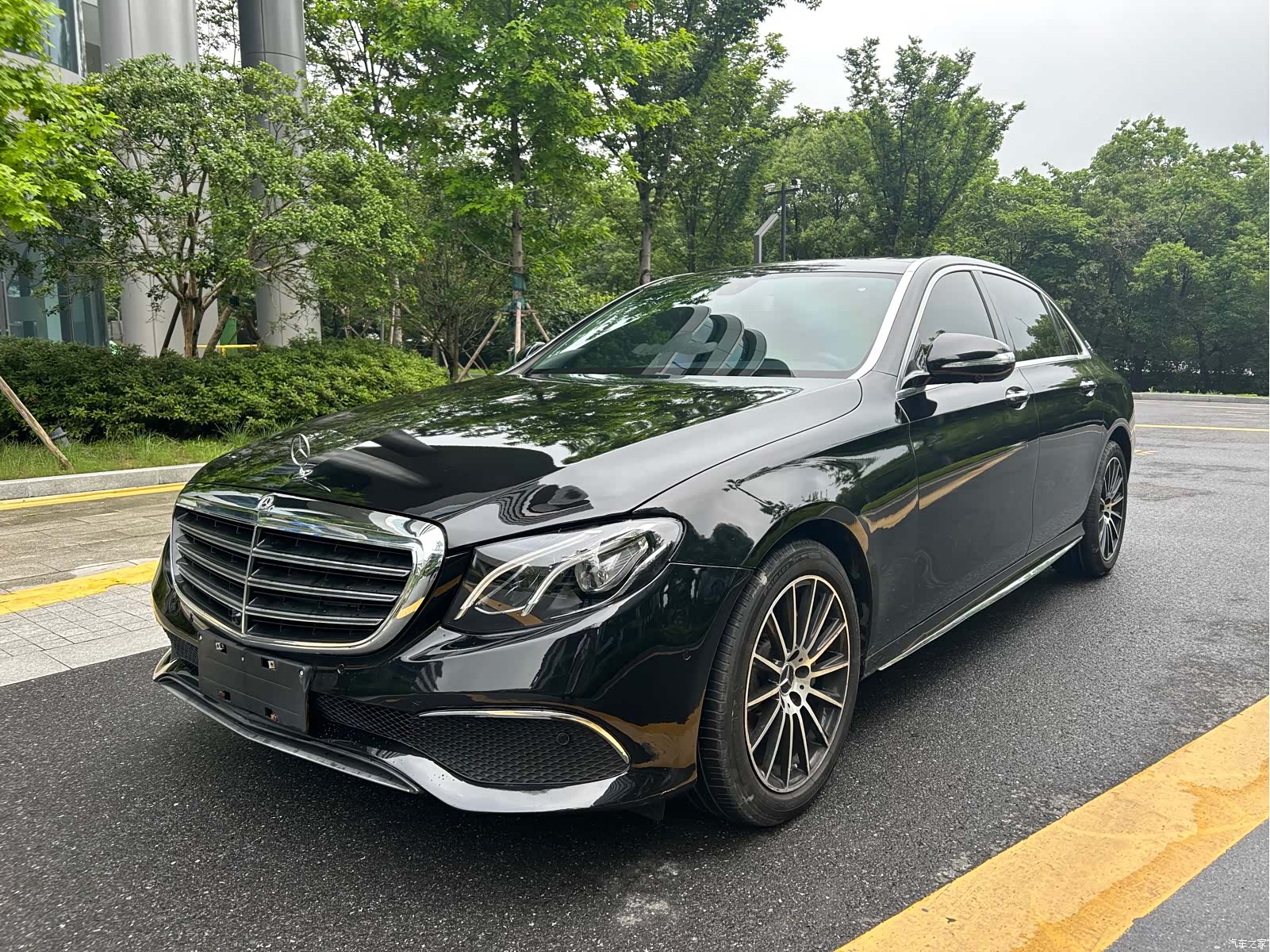 Mercedes-Benz E-Class, 2018 1