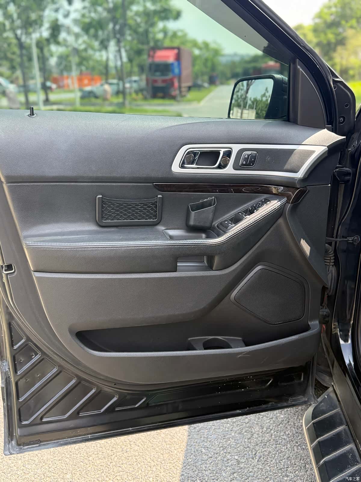 Ford Explorer, 2013 6