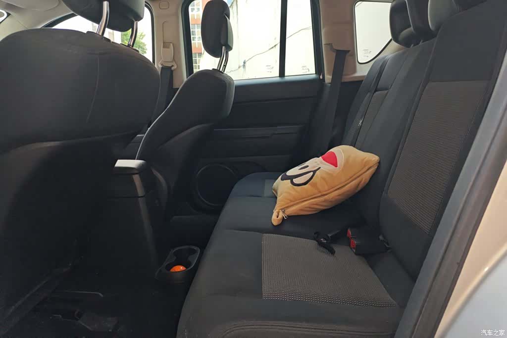 Jeep Compass, 2011 11