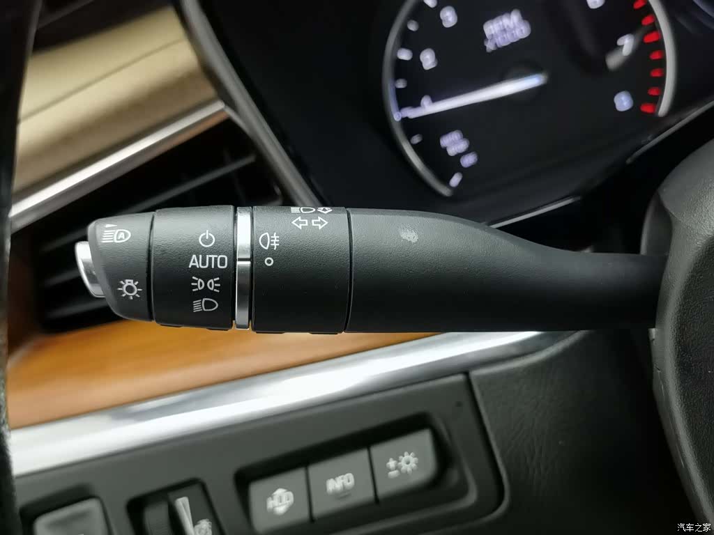 Cadillac XT5, 2018 21