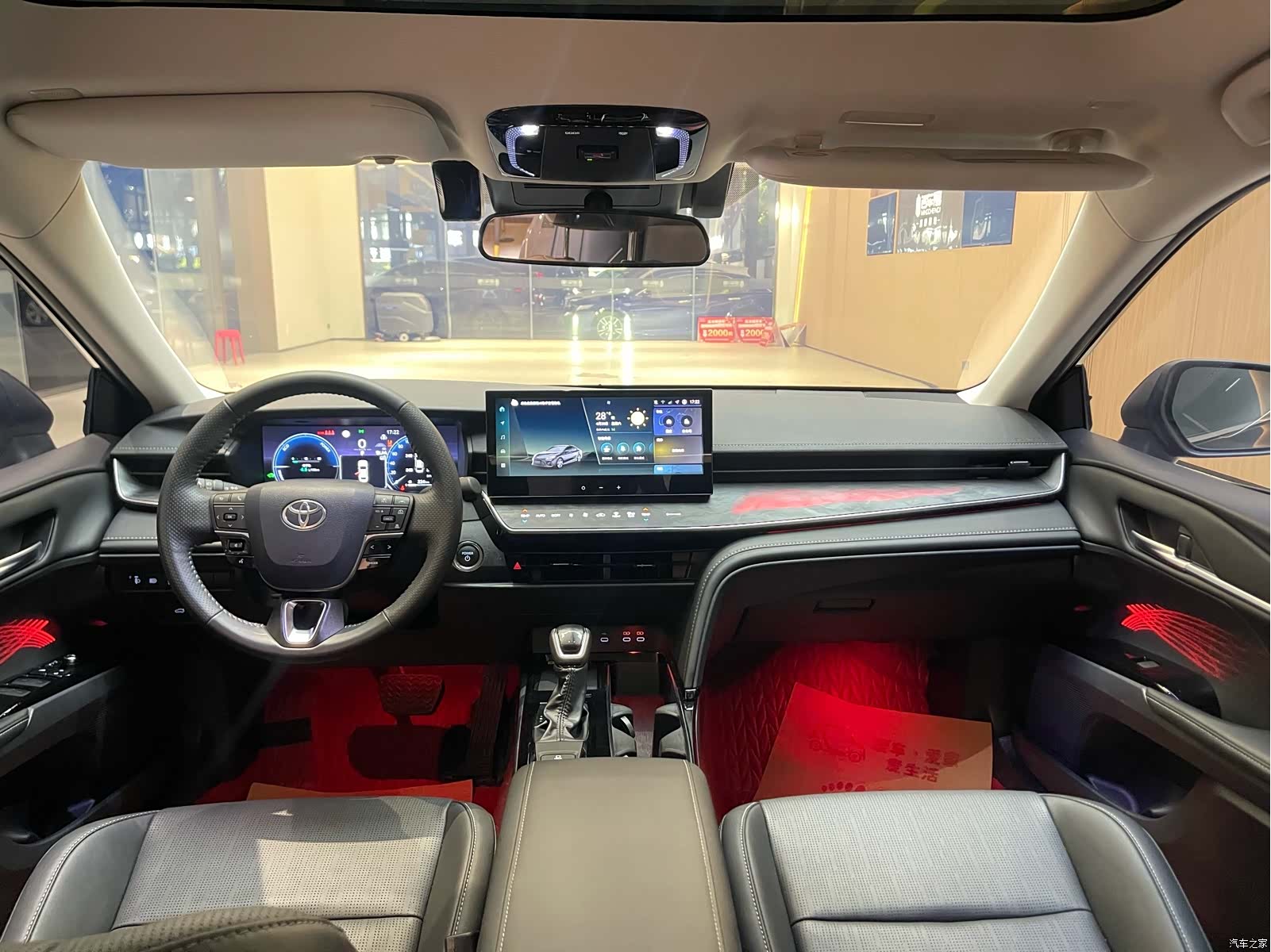 Toyota Camry, 2024 10
