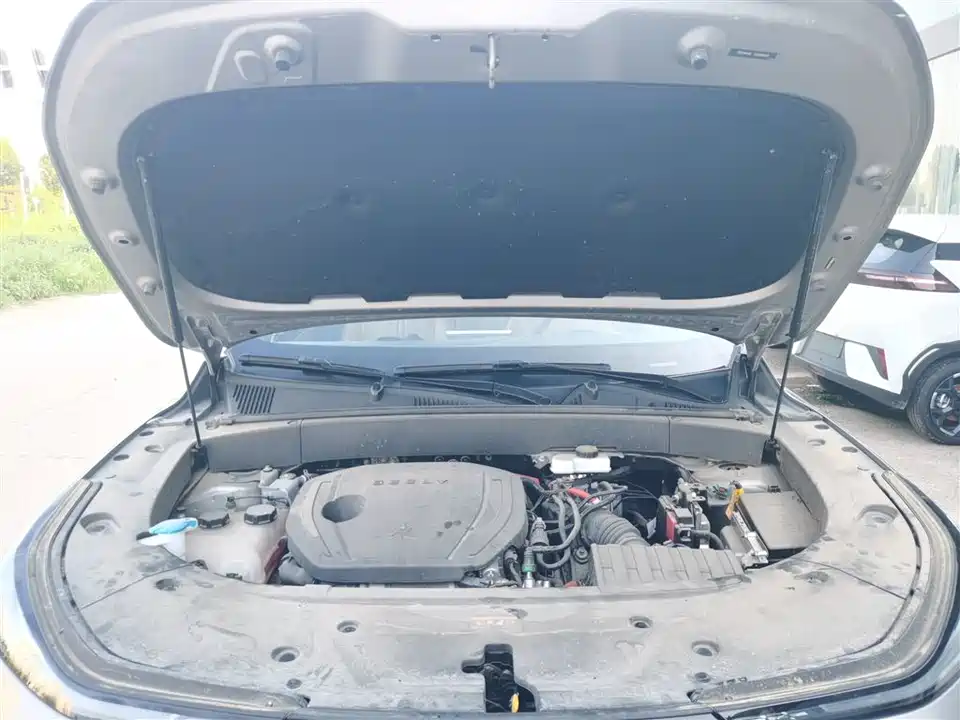 Geely Galaxy Galaxy L7