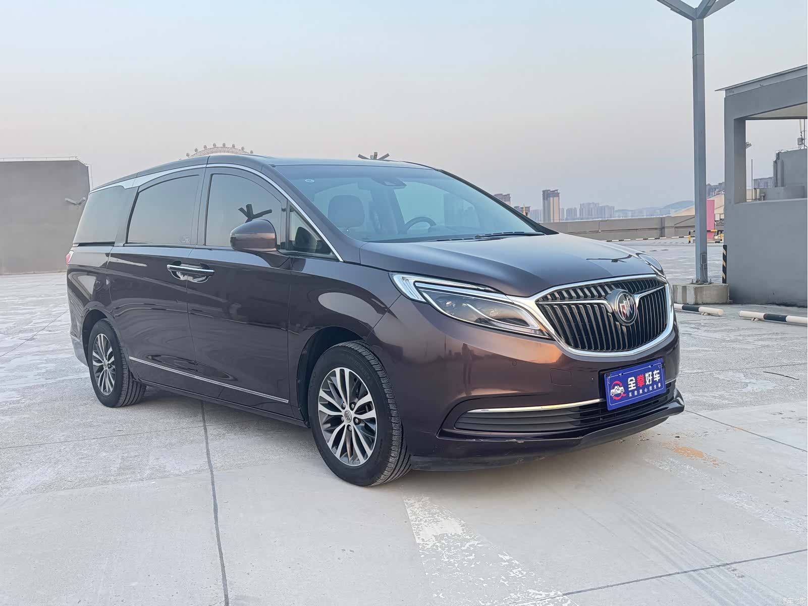 Buick GL8, 2018 3
