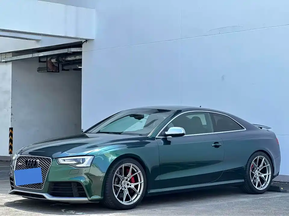 Audi RS 5 Audi RS 5