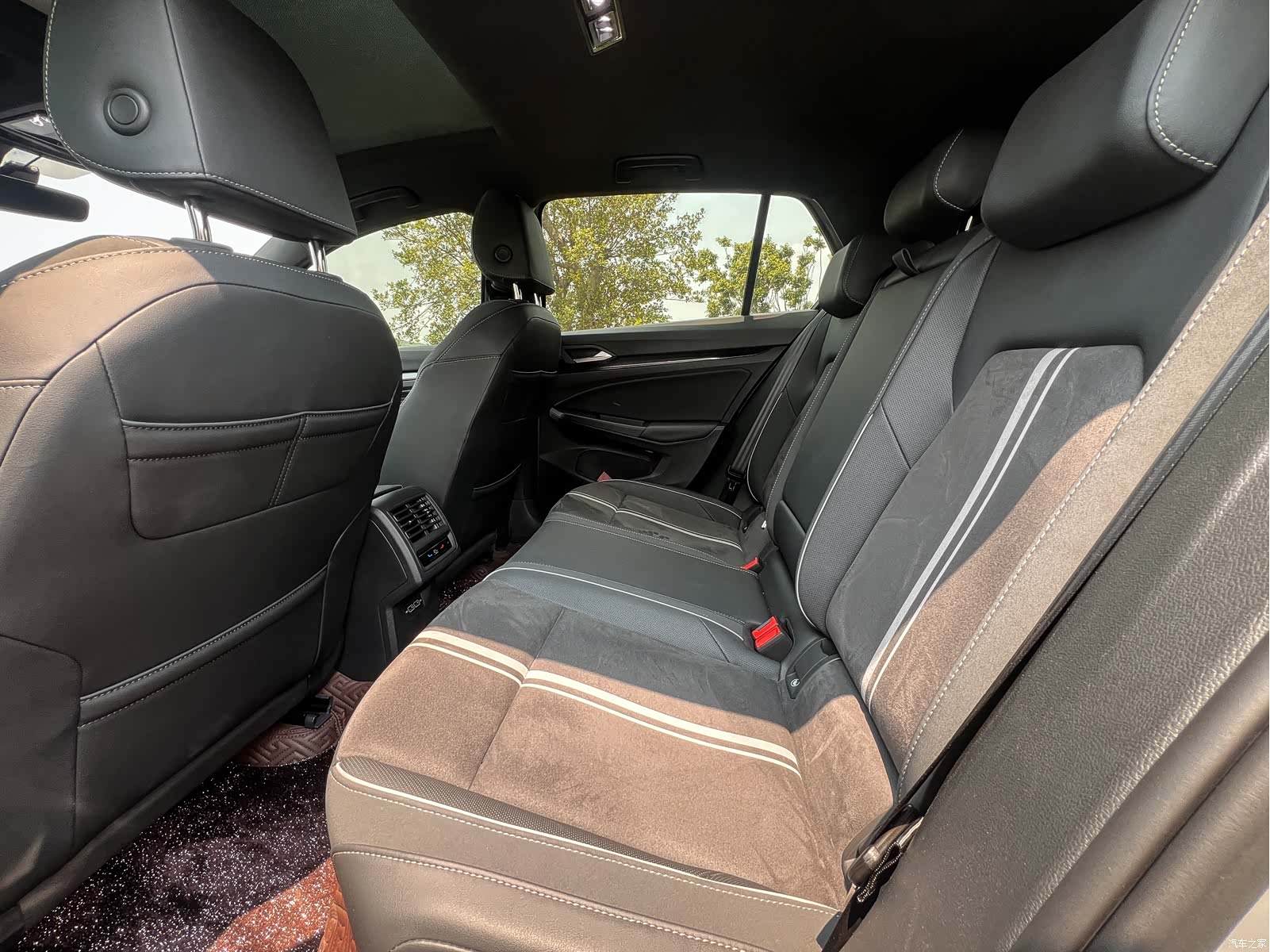 Volkswagen Golf, 2023 6