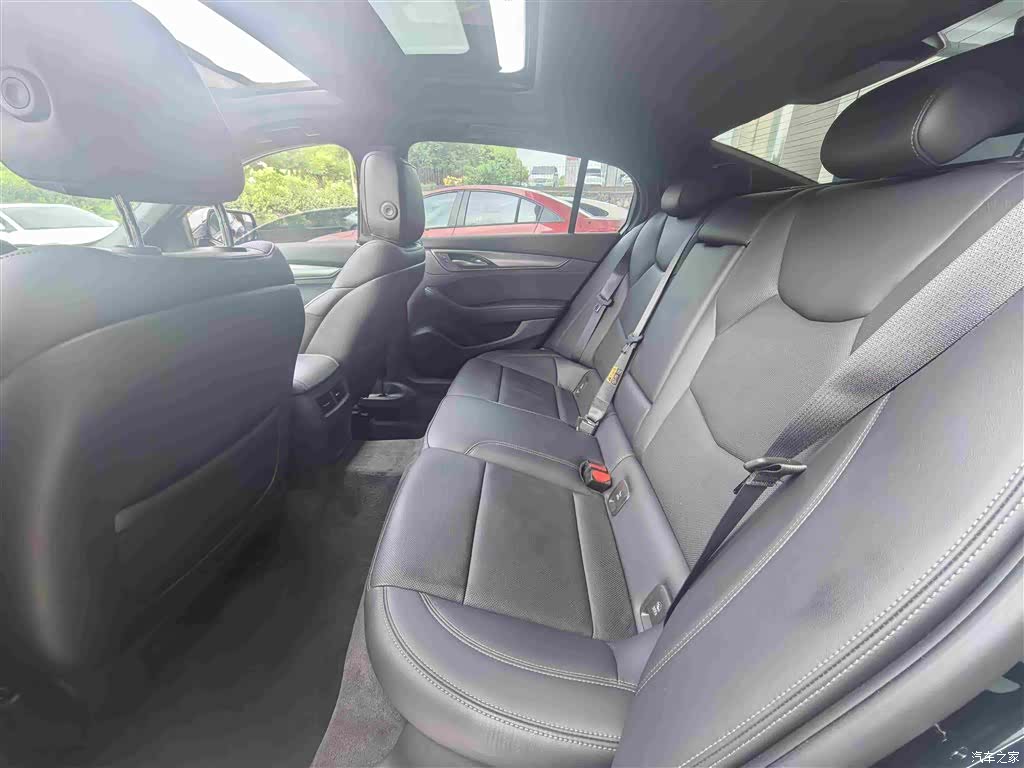 Cadillac CT5, 2024 6