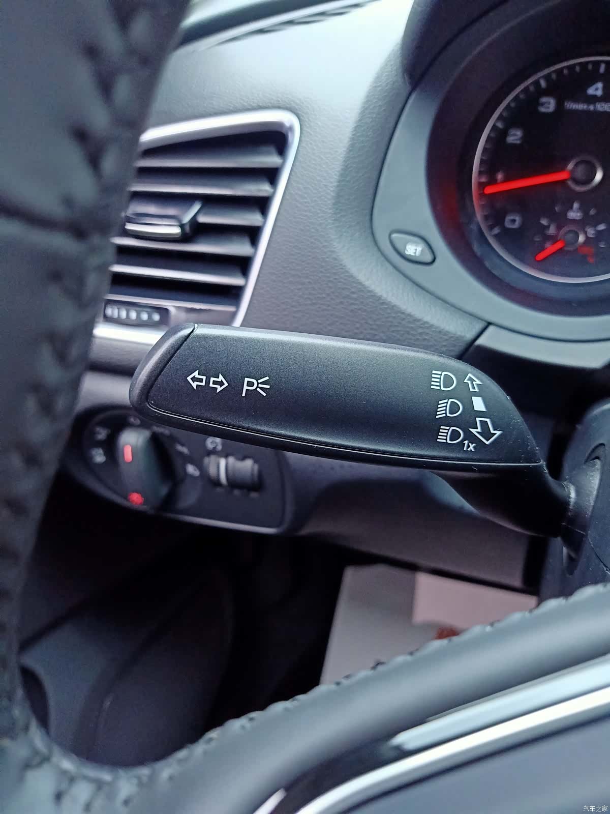 Audi Q3, 2019 12