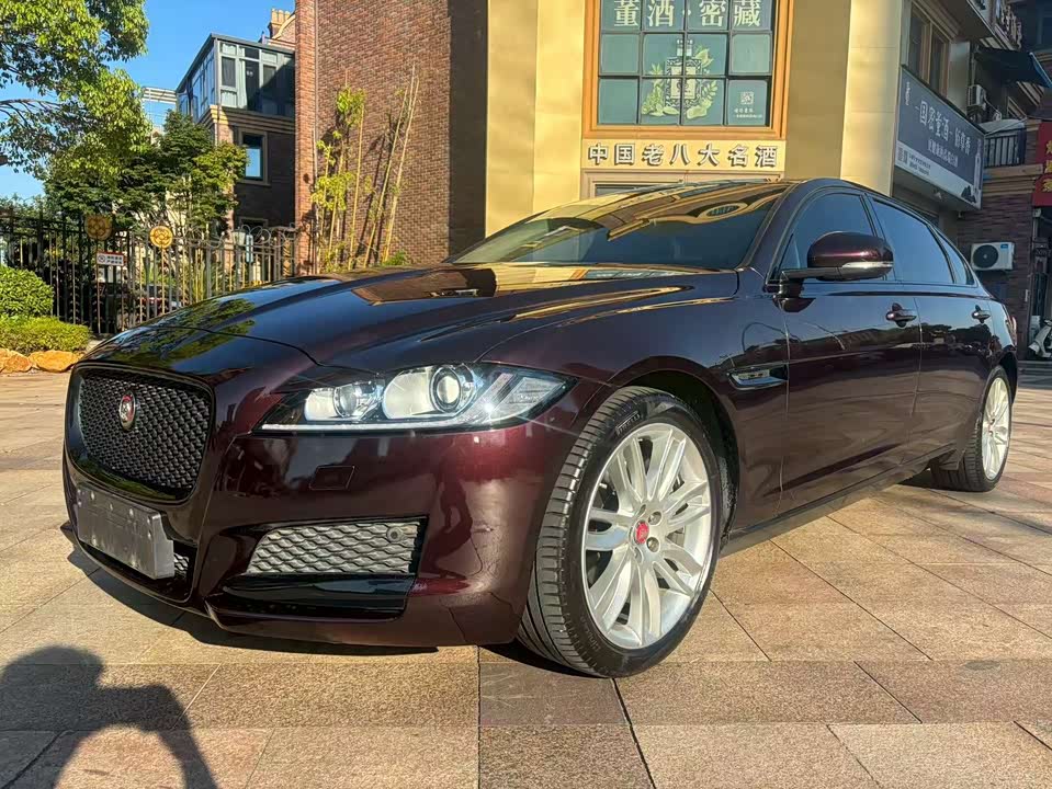 Jaguar XFL Jaguar XFL