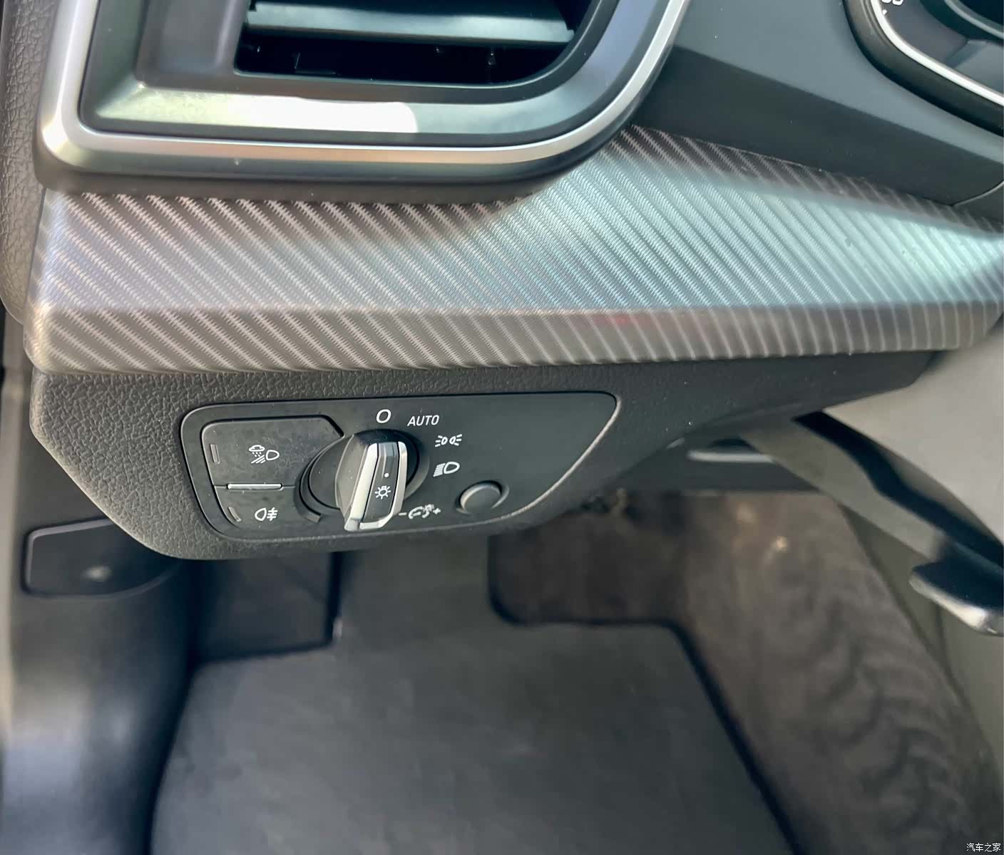 Audi Q5L, 2019 8
