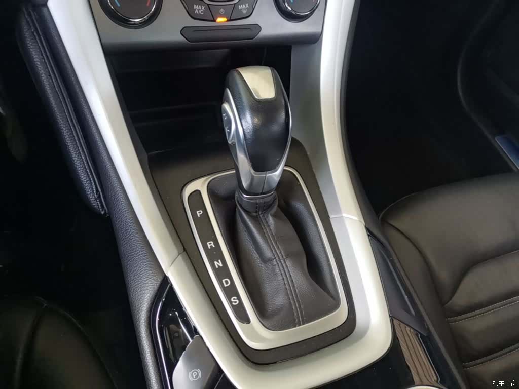 Ford Mondeo, 2014 14