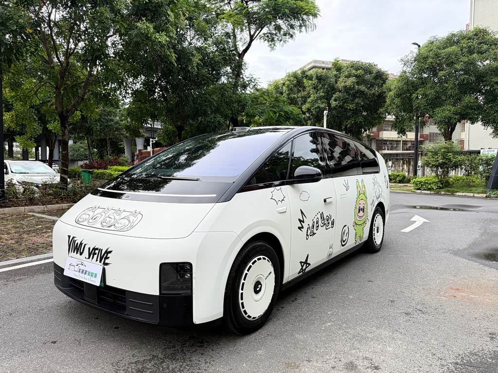 Li Auto MEGA