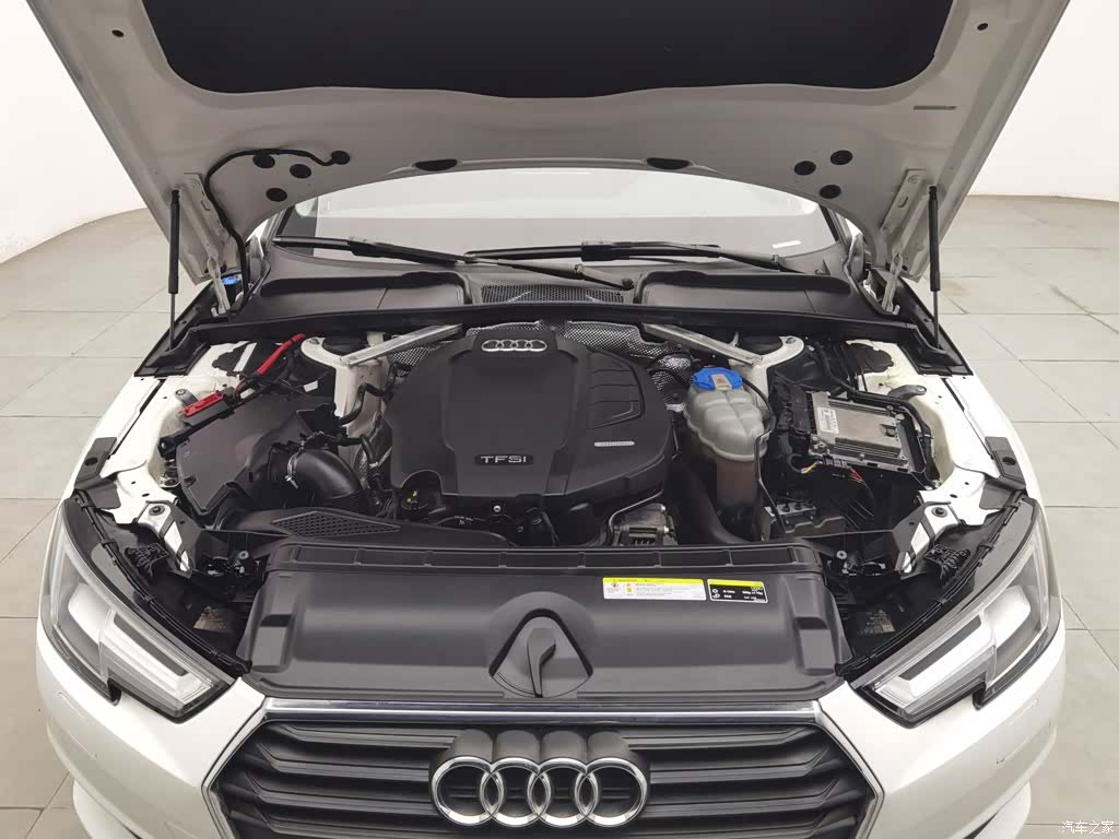Audi A4L, 2017 6