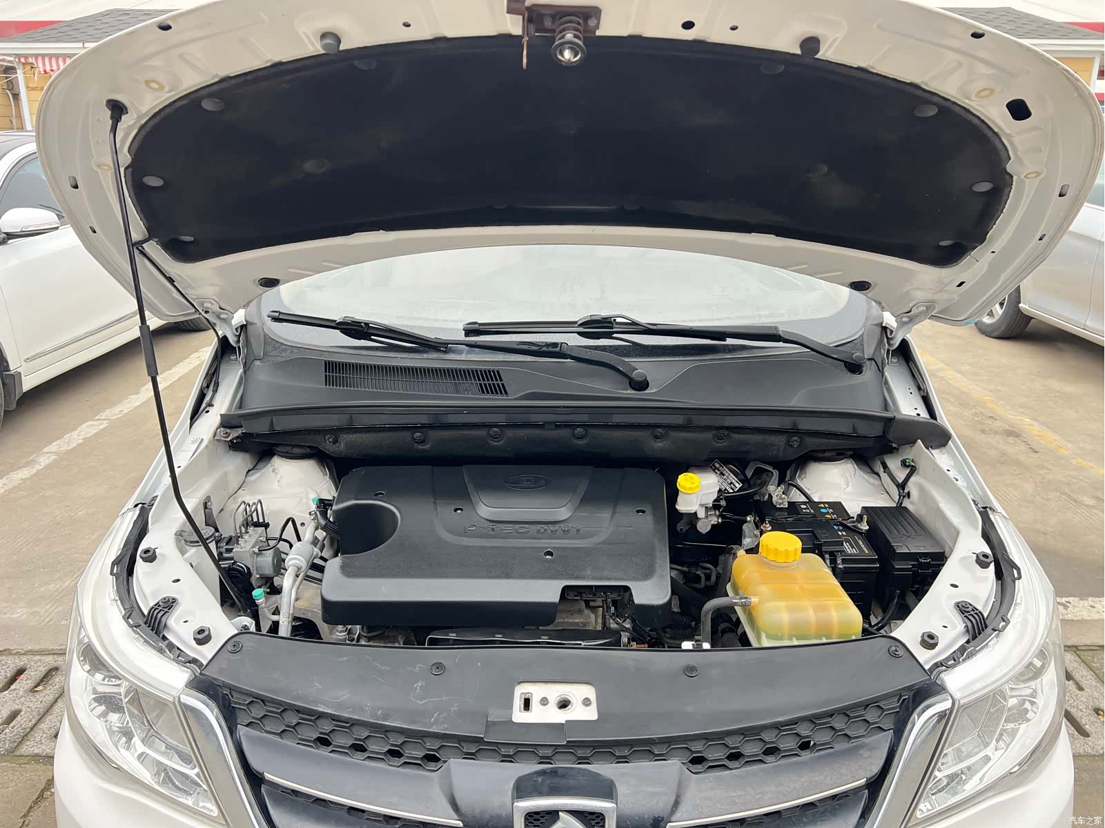 Wuling 730, 2018 25