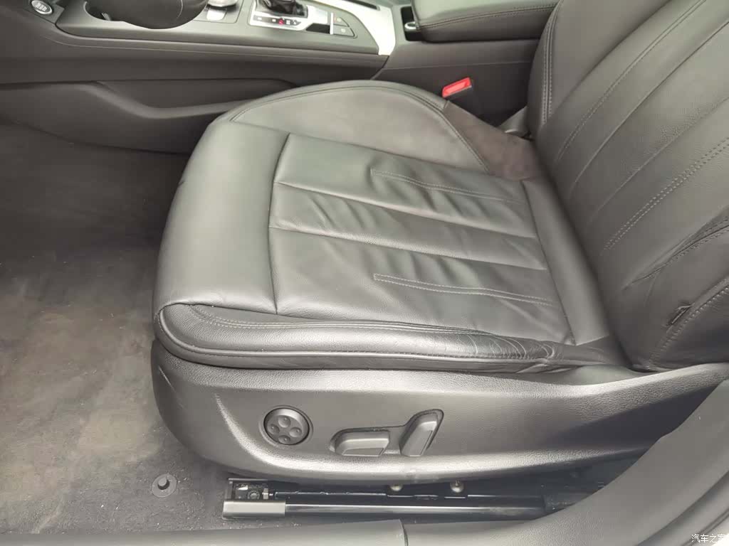 Audi A4L, 2017 20