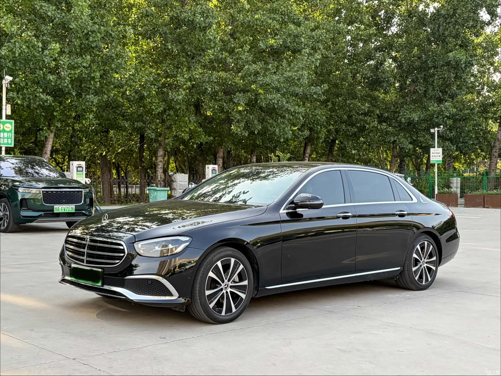 Mercedes-Benz E-Class, 2023 6