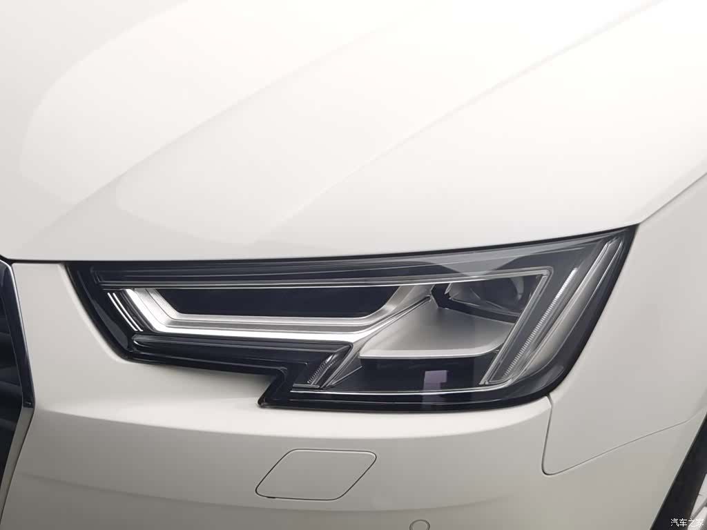 Audi A4L, 2017 7