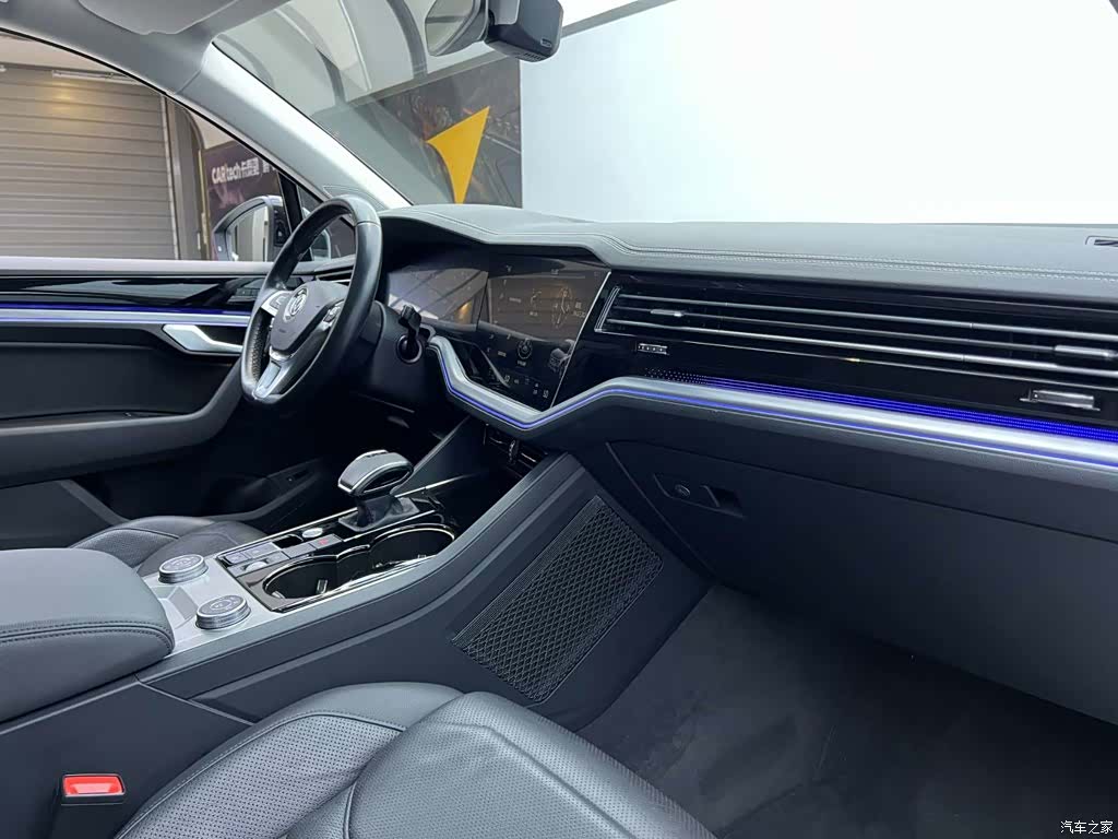 Volkswagen Touareg, 2019 22