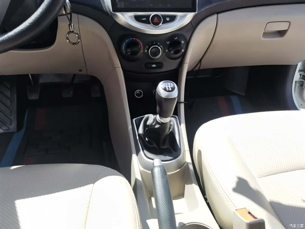 Hyundai GLS, 2016 14