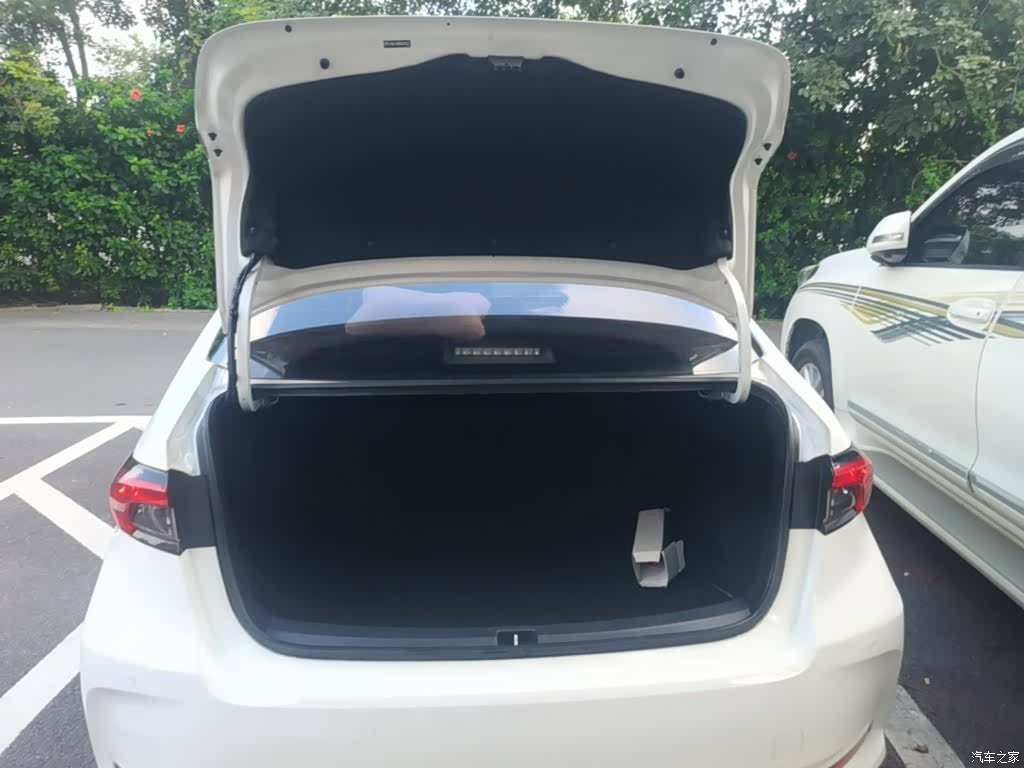 Toyota Allion, 2022 19
