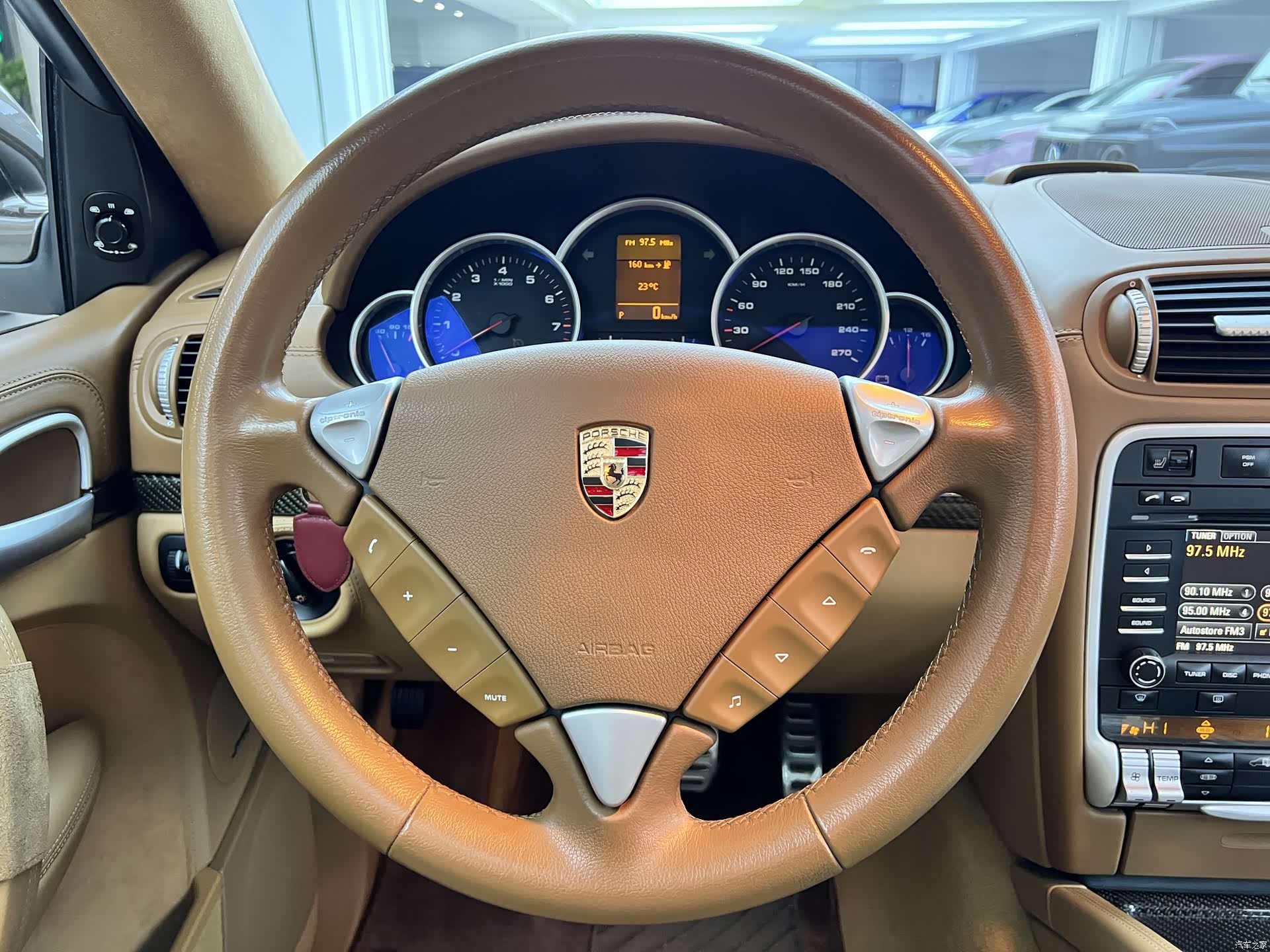 Porsche Cayenne, 2010 15