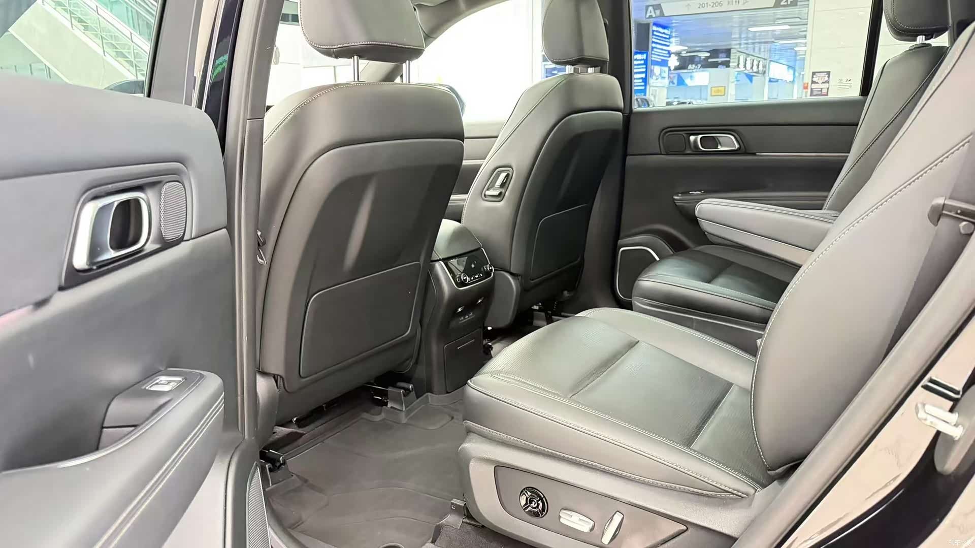 Li Auto ONE, 2021 все фото