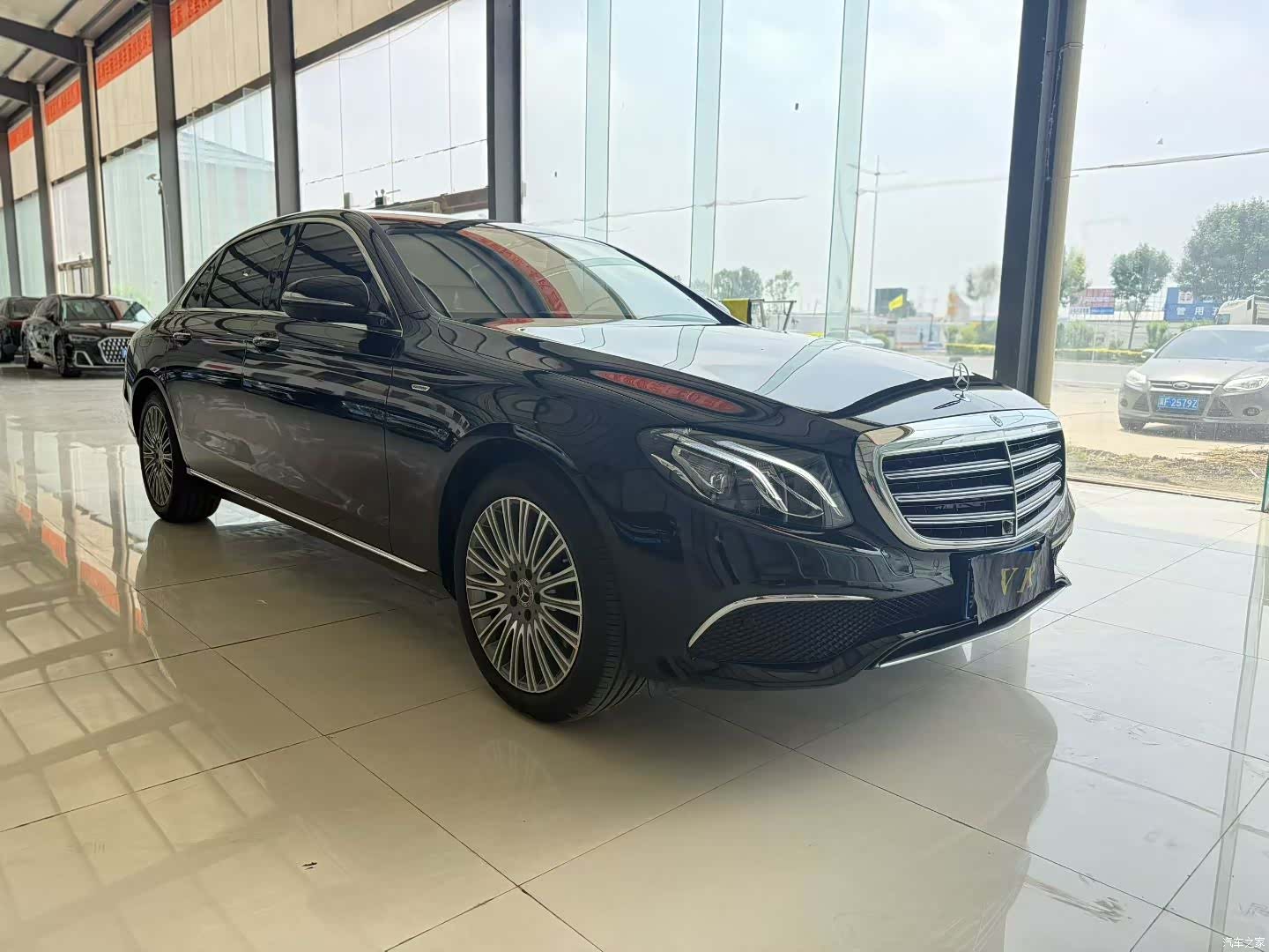 Mercedes-Benz E-Class, 2020 3