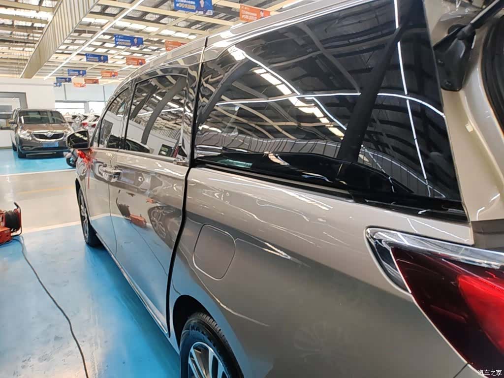 Buick GL8, 2023 23