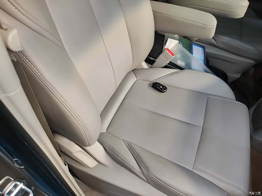 Buick GL8, 2023 20